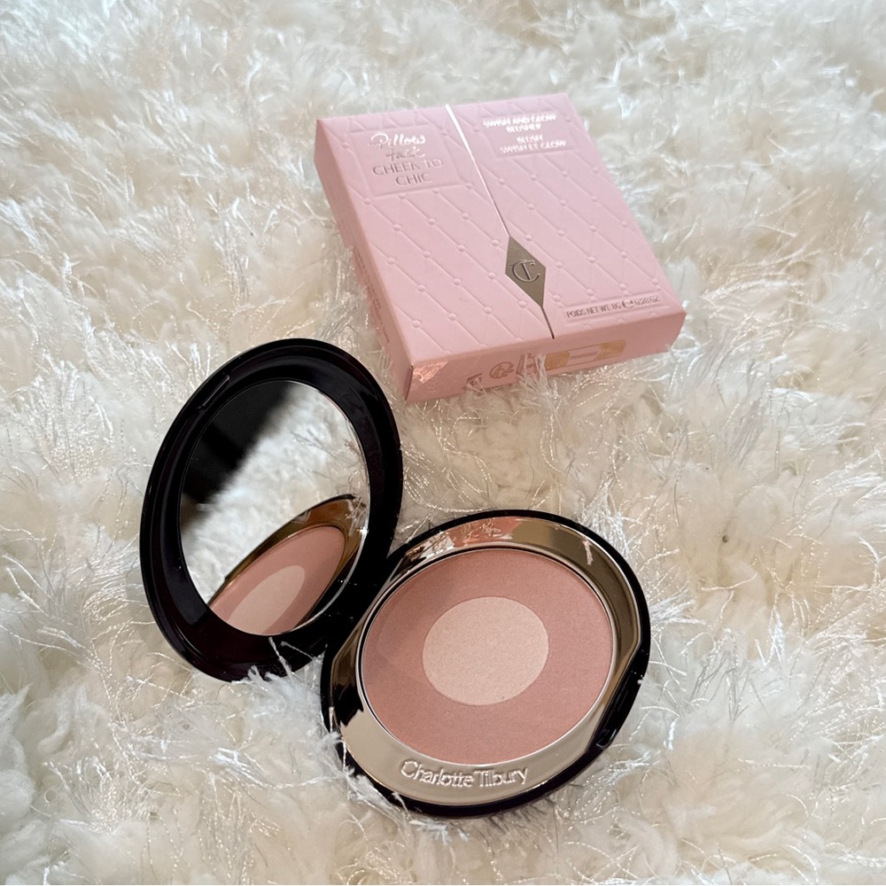 NWIB Charlotte Tilbury Pillow talk cheek to chic Dual-Tone Pink Blush Compact